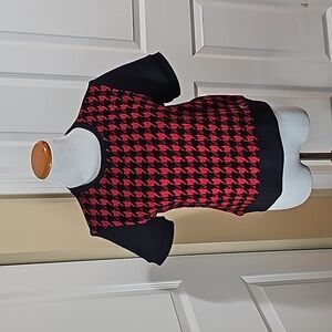 Pink Tartan Black & Red Houndstooth Short Sleeve Sz M